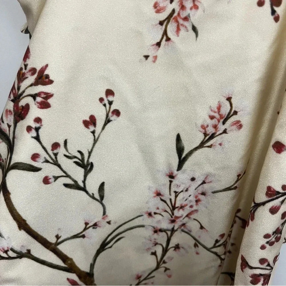 CHELSEA & VIOLET air of elegance swimsuit with ruffle details size medium - Picture 11 of 11